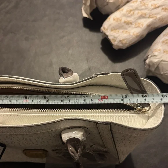 NWT GUESS White, Gray and Tan Tote Bag With Plastic Still On Hardware Plus Charm - Picture 12 of 14
